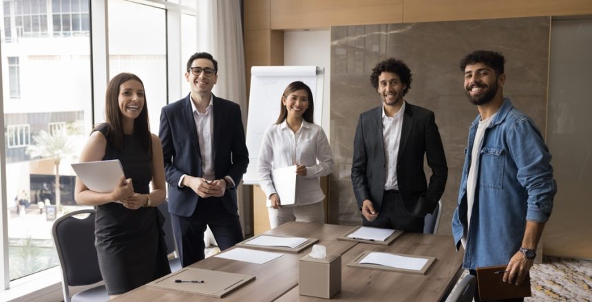 Portrait,Of,Five,Multinational,Professionals,,Businesspeople,,Corporate,Staff,Members,Posing