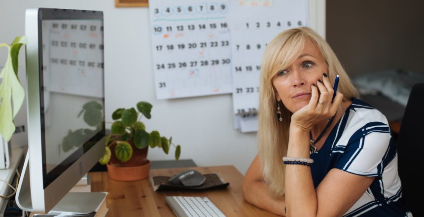 Blonde,Mature,Woman,By,Computer.,Working,From,Home,Office.,Work